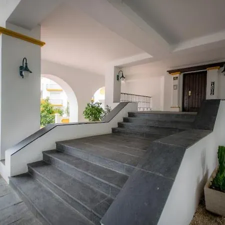 Apartamento Lujo En Complejo Alanda Club Apartment